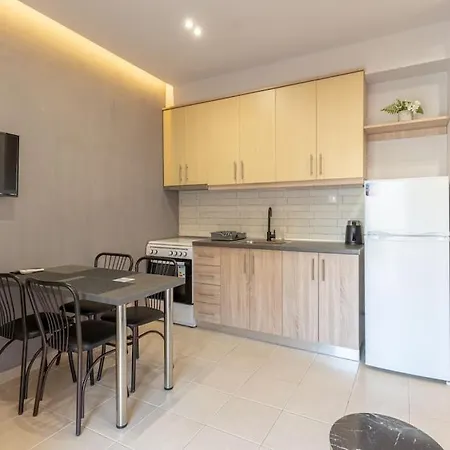 Al Centro 스타브로스